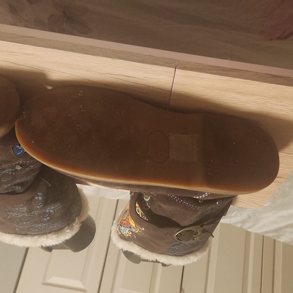 ED HARDY SUEDE VINTER BOOTS SIZE 10 - Picture 5 of 7